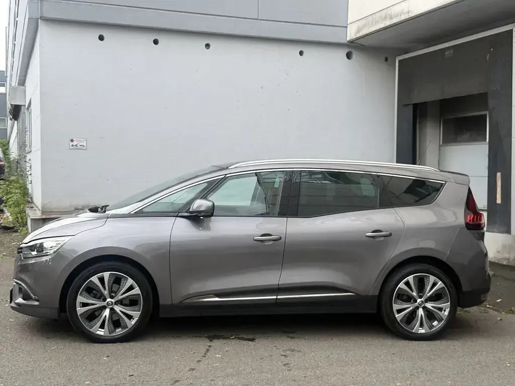 Gebraucht Renault Scénic Intens 131 PS (96 kW) 2018 Grau Van / Kleinbus