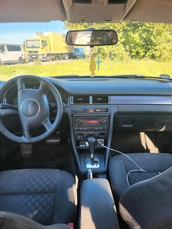 Grau Gebraucht 2003 Audi A6 Limousine | 1.400 € (Superpreis) - Bild 1/4