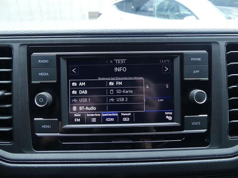 Gebraucht VW Crafter 177 PS (130 kW) 2023 Deep ocean blue Van