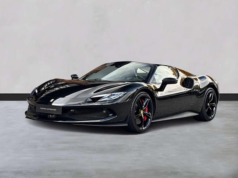 Second-hand Ferrari 296 829 CP (609 kW) 2025 Negru Cabrio