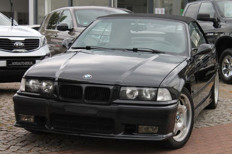 Schwarz Gebraucht 1995 BMW M3 Cabrio | 25.000 € - Bild 1/4