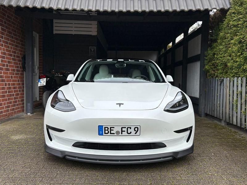 Gebraucht Tesla Model 3 377 kW (513 PS) 2021 Weiß Limousine