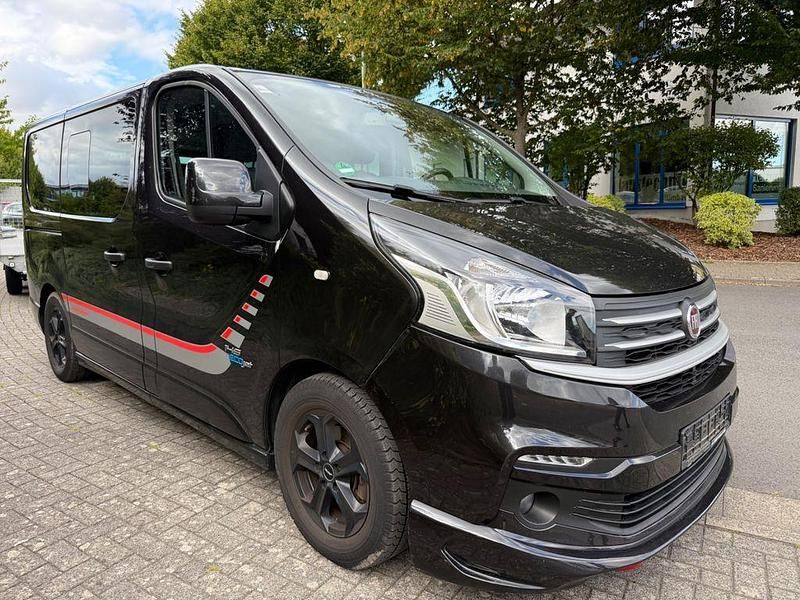 Schwarz Gebraucht 2019 Fiat Talento Family Van | 17.900 € (Guter Preis) - Bild 1/4