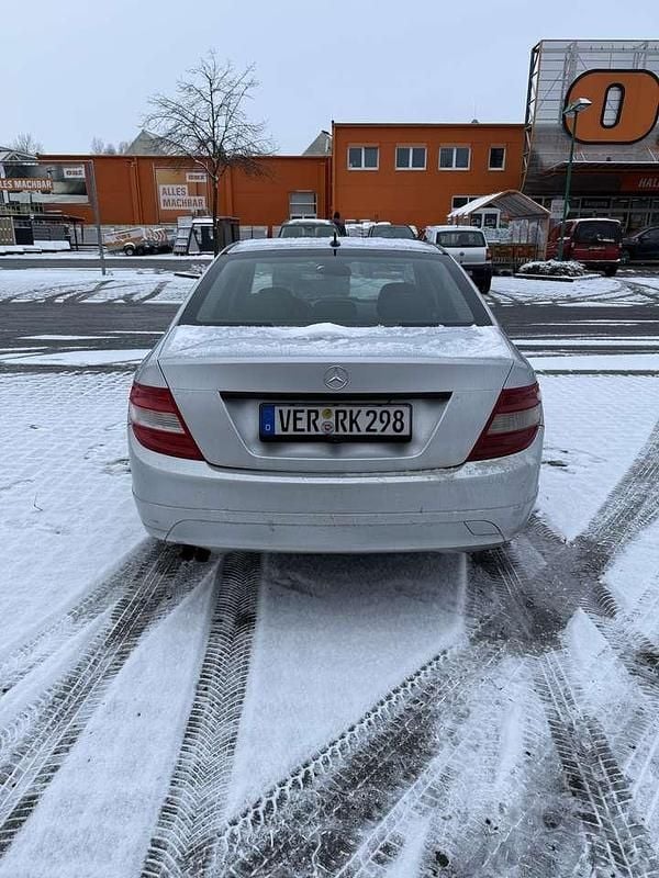 Gebraucht Mercedes C200 136 PS (100 kW) 2008 Limousine