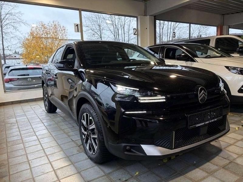Neu Citroën C4 PureTech 131 PS (96 kW) 2025 Schwarz Limousine