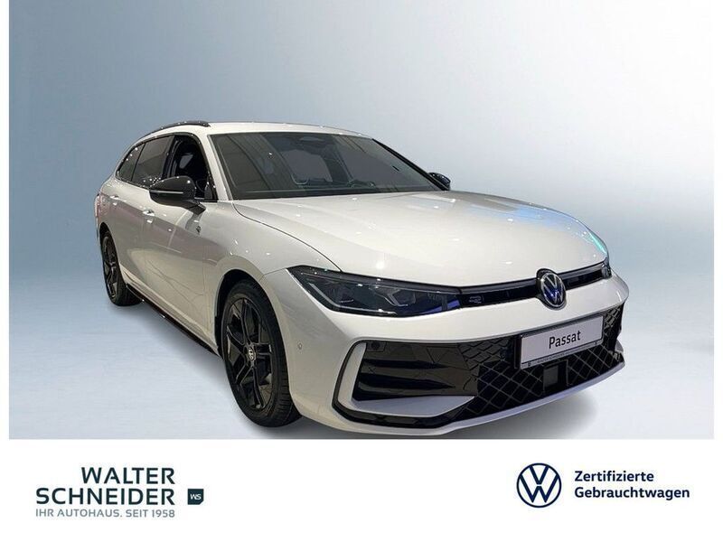 Pure white Gebraucht 2025 VW Passat IQ Drive Kombi | 45.550 € (Fairer Preis) - Bild 1/4