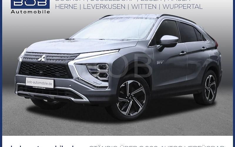 Grau Gebraucht 2022 Mitsubishi Eclipse Cross Plus SUV | 21.222 € (Fairer Preis) - Bild 1/4