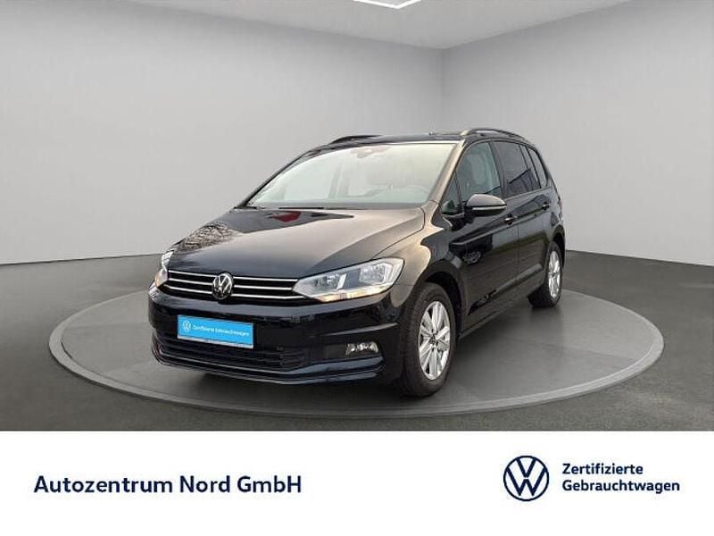 Gebraucht VW Touran Comfortline 150 PS (110 kW) 2025 Schwarz Van / Kleinbus