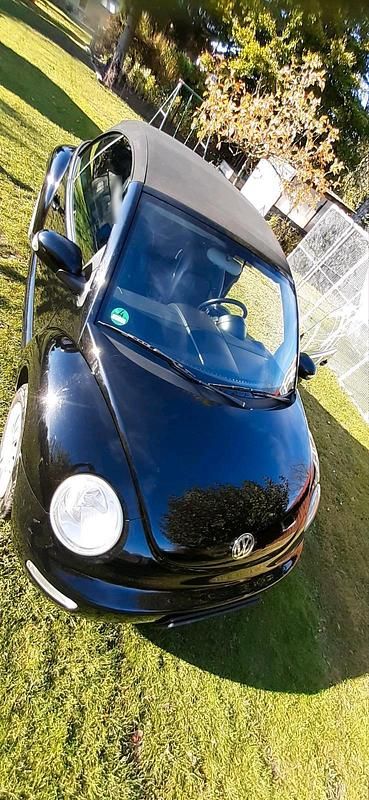 Gebraucht VW New Beetle Highline 101 PS (74 kW) 2005 Schwarz Kleinwagen