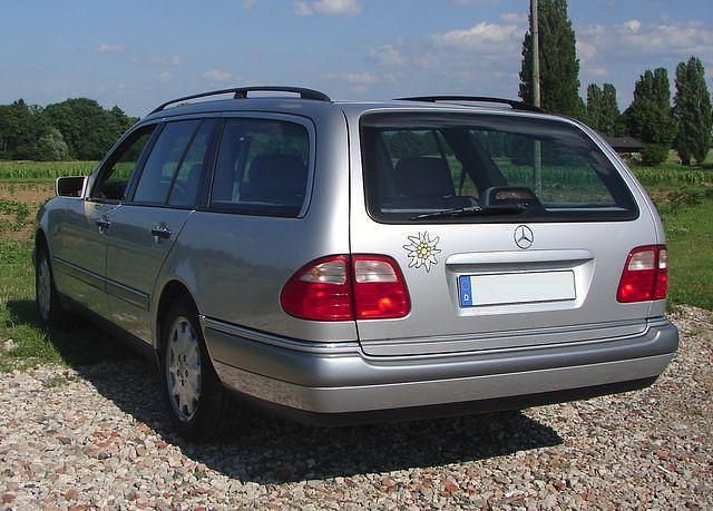 Brugt Mercedes E320 Elegance 305 HK (224 kW) 1997 Sølv Stationcar
