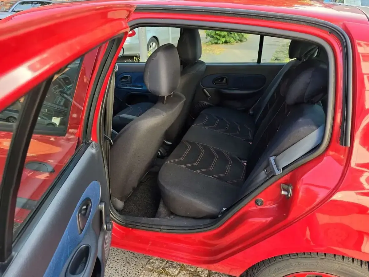 Gebraucht Renault Clio Dynamique 75 PS (55 kW) 2002 Rot Limousine