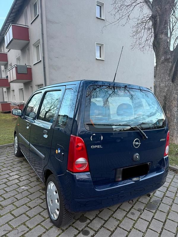 Gebraucht Opel Agila 58 PS (42 kW) 2001 Blau Van / Kleinbus