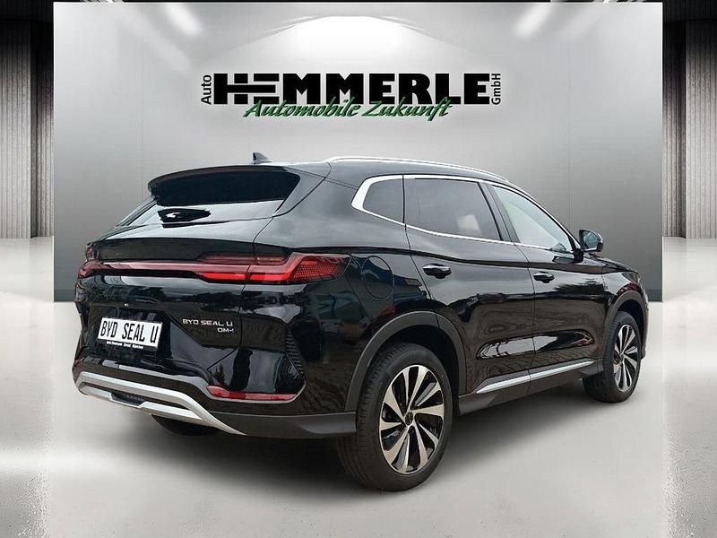 Neu BYD Seal U Boost 218 PS (160 kW) 2026 Schwarz SUV