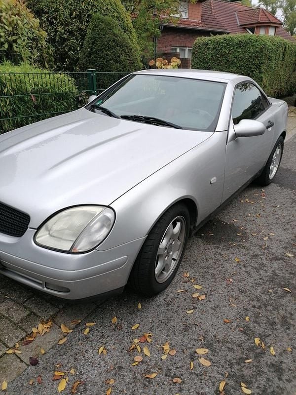 Grau Gebraucht 1997 Mercedes SLK200 Cabrio | 1.600 € (Superpreis) - Bild 1/4