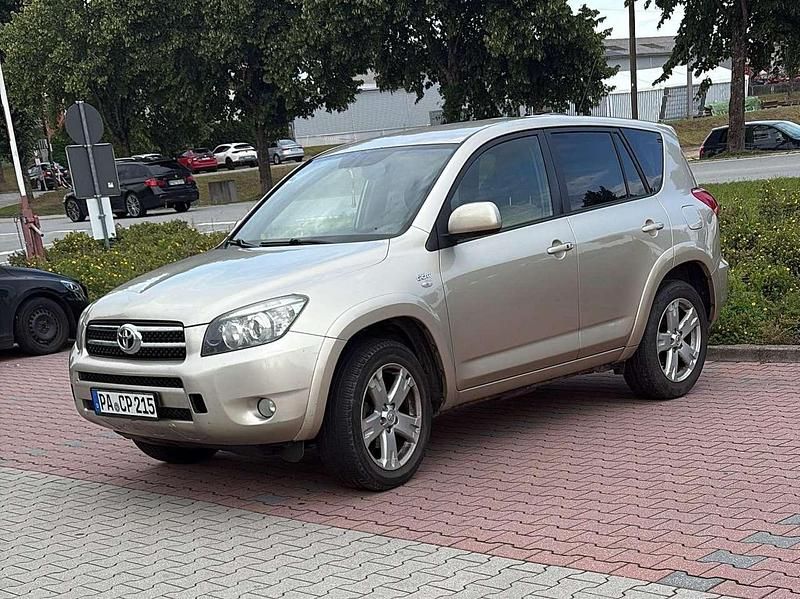 Gebraucht Toyota RAV4 Executive 177 PS (130 kW) 2006 Beige SUV