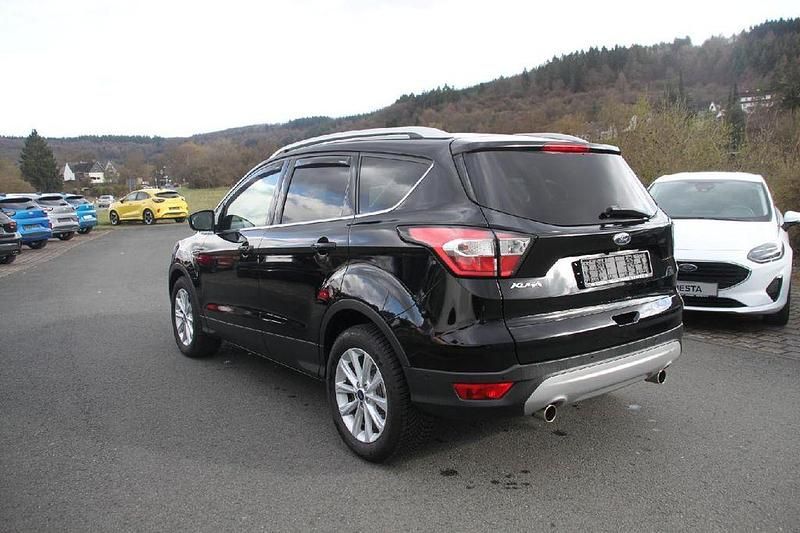 Używany Ford Kuga Titanium 150 KM (110 kW) 2019 Czarny SUV