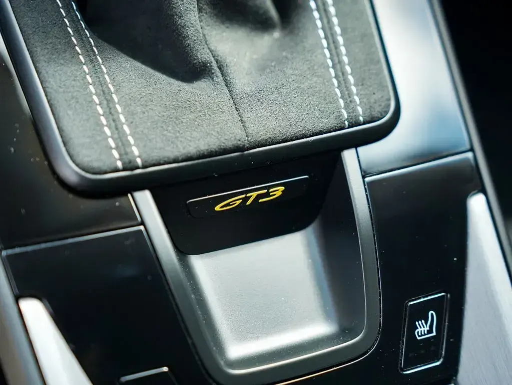 Neu Porsche 992 510 PS (375 kW) 2026 Gelb