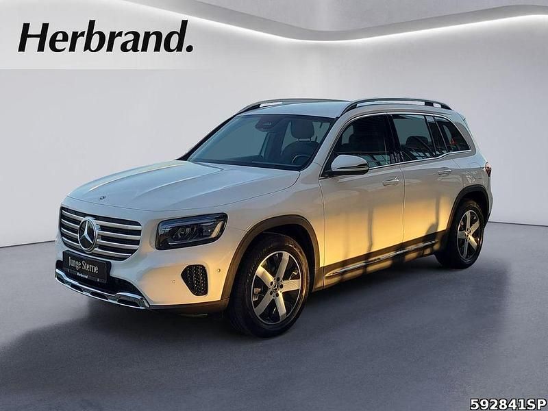 Unilack polarweiß Gebraucht 2024 Mercedes GLB200 Progressive SUV | 41.490 € (Fairer Preis) - Bild 1/4