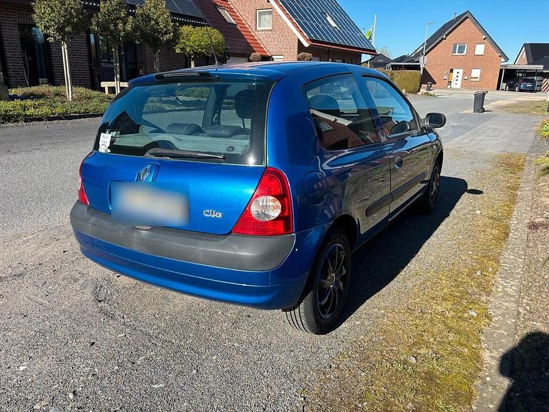 Gebraucht Renault Clio II 75 PS (55 kW) 2005 Blau Kleinwagen