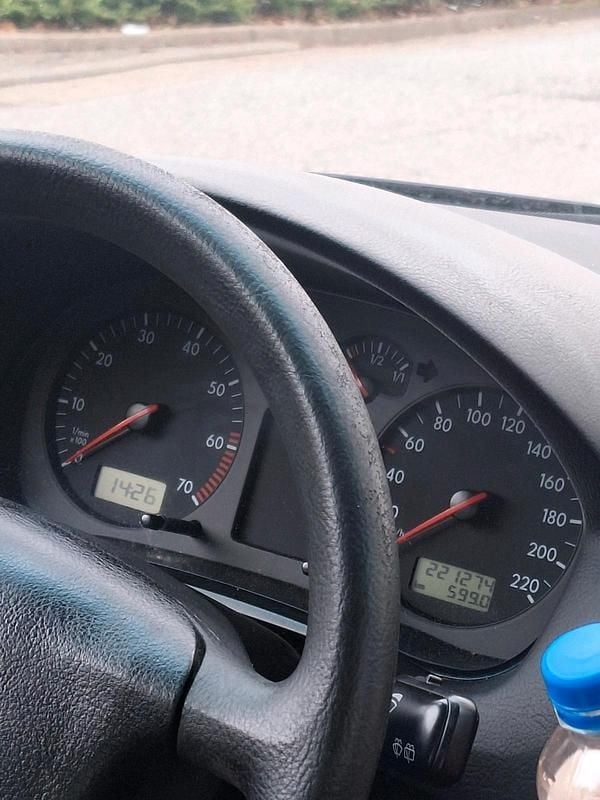 Gebraucht VW Golf III 75 PS (55 kW) 1998 Blau Limousine