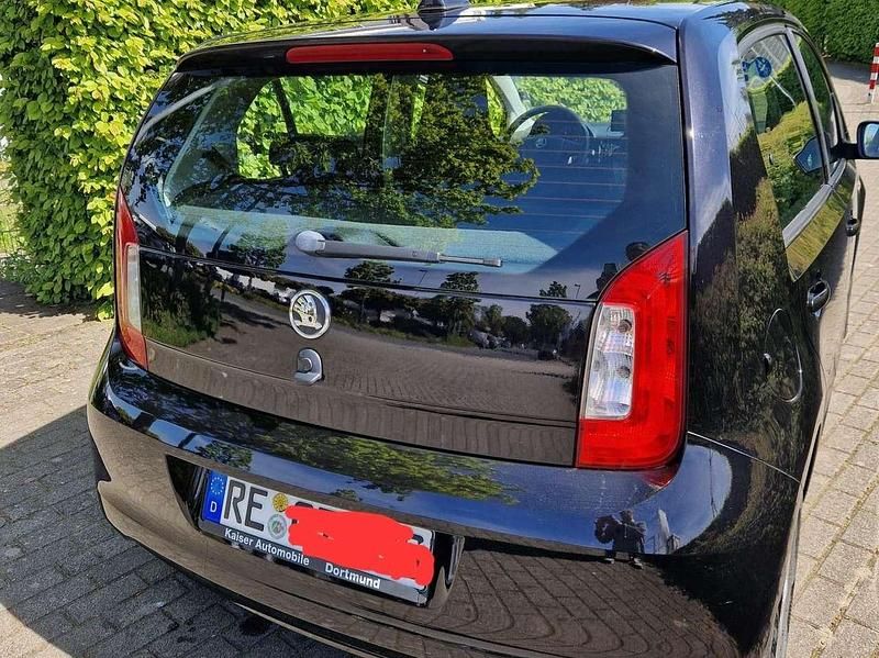Używany Skoda Citigo Elegance 60 KM (44 kW) 2012 Czarny Hatchback