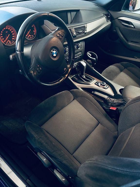 Gebraucht BMW X1 177 PS (130 kW) 2012 Blau SUV