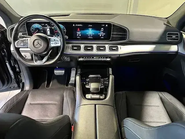 Gebraucht Mercedes GLE400 AMG 330 PS (242 kW) 2021 Unilack schwarz SUV