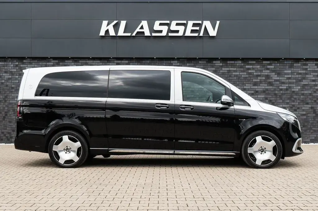 Neu Mercedes V300 Business 237 PS (174 kW) 2026 Schwarz Van / Kleinbus