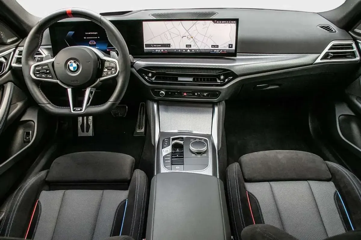 Gebraucht BMW 440 M Sport 374 PS (275 kW) 2025 Dravitgrau metallic Coupé