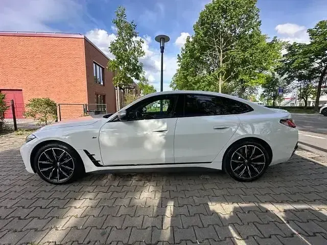 Gebraucht BMW i4 Sport Line 419 kW (571 PS) 2023 Alpinweiss iii Limousine