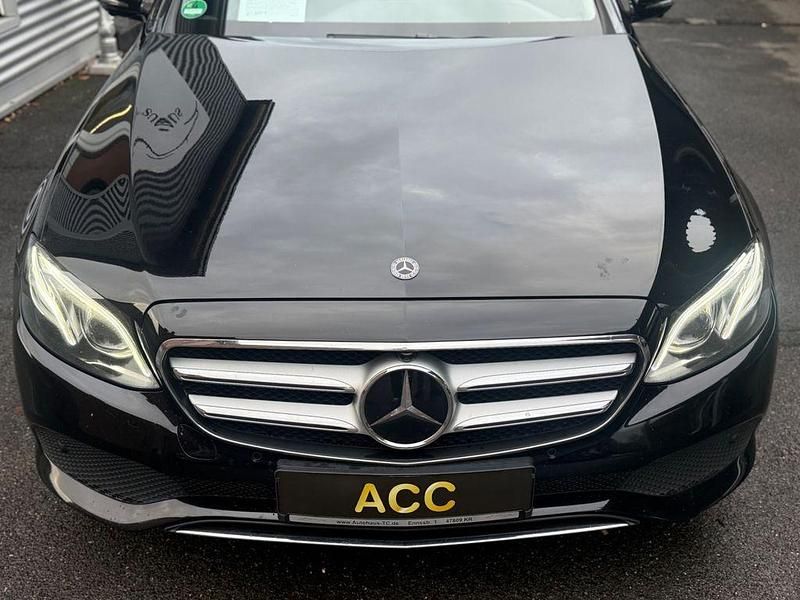 Gebraucht Mercedes E400 333 PS (244 kW) 2018 Schwarz Limousine