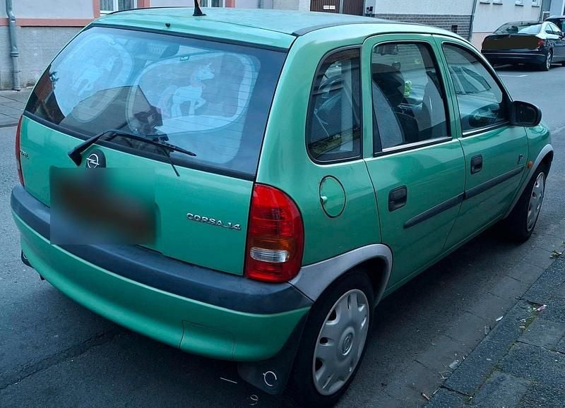 Gebraucht Opel Corsa 60 PS (44 kW) 1998 Grün Kleinwagen