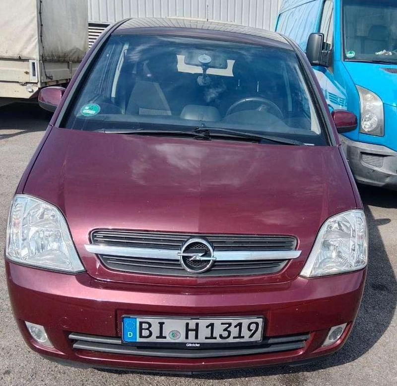 Rot Gebraucht 2004 Opel Meriva Enjoy Van / Kleinbus | 2.100 € (Teuer) - Bild 1/4