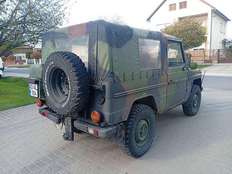 Gebraucht Mercedes G250 92 PS (67 kW) 1991 Grün SUV