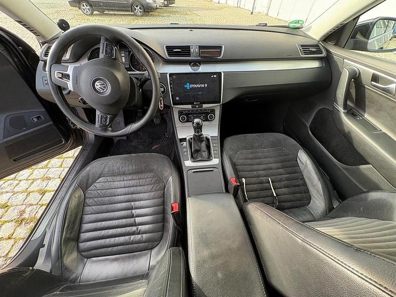 Gebraucht VW Passat Highline 140 PS (102 kW) 2011 Schwarz Kombi