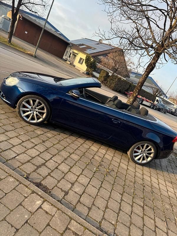 Gebraucht VW Eos 200 PS (147 kW) 2009 Blau Cabrio