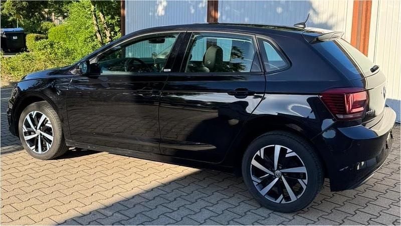 Gebraucht VW Polo 95 PS (69 kW) 2019 Schwarz Kleinwagen