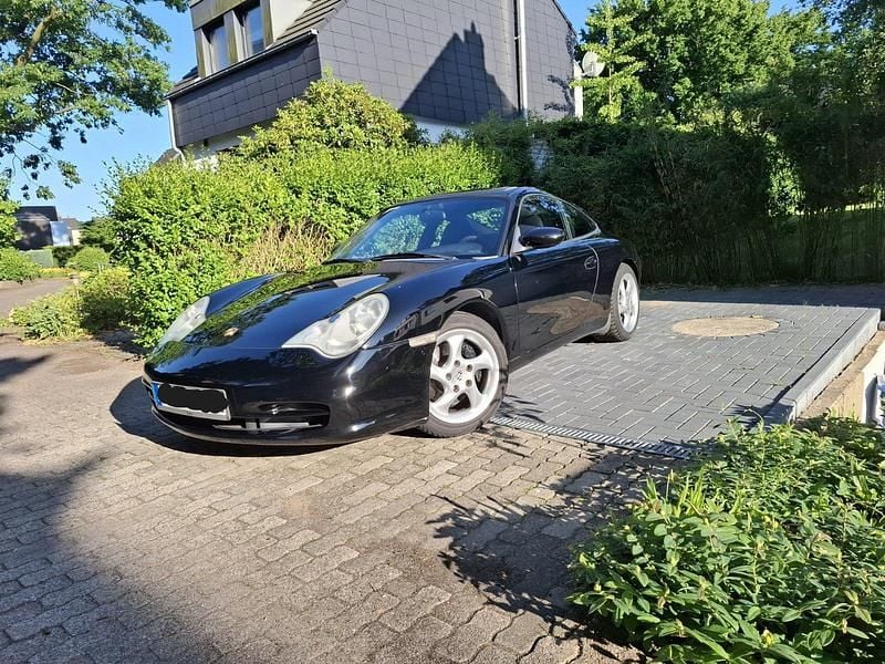 Schwarz Gebraucht 2003 Porsche 911 Coupé | 31.999 € - Bild 1/4