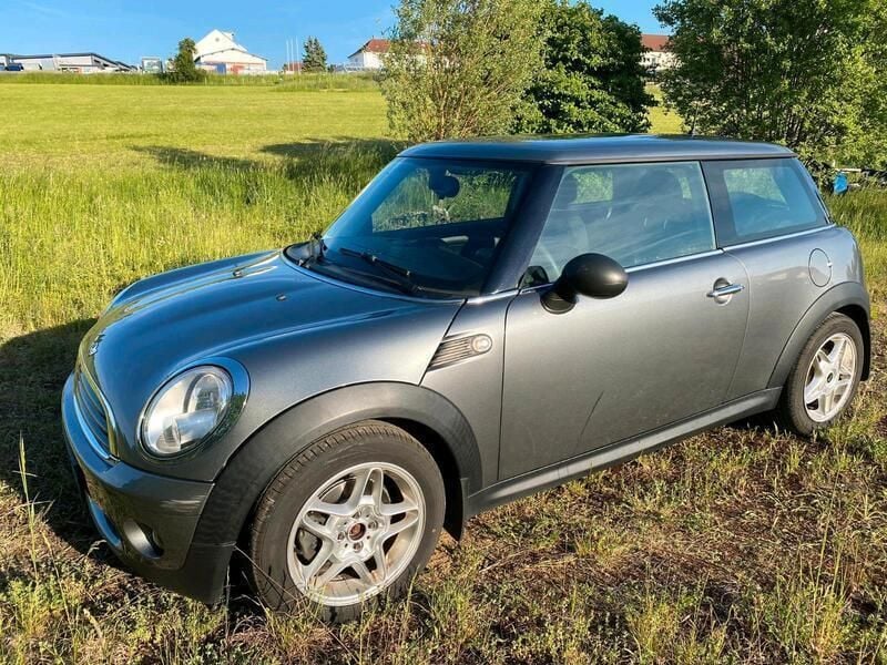 Grau Gebraucht 2010 Mini ONE Kleinwagen | 5.100 € - Bild 1/4