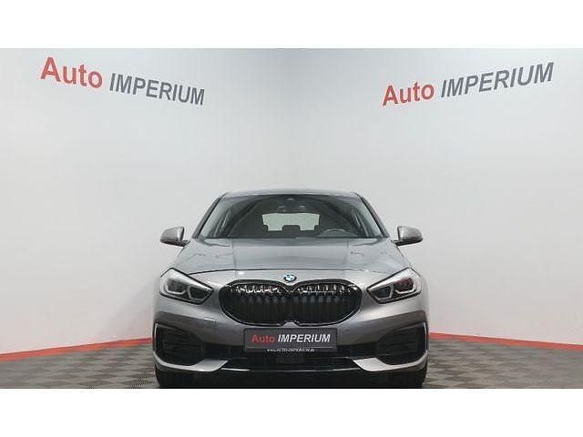 Gebraucht BMW 118 Sport Line 150 PS (110 kW) 2022 Grau Kleinwagen