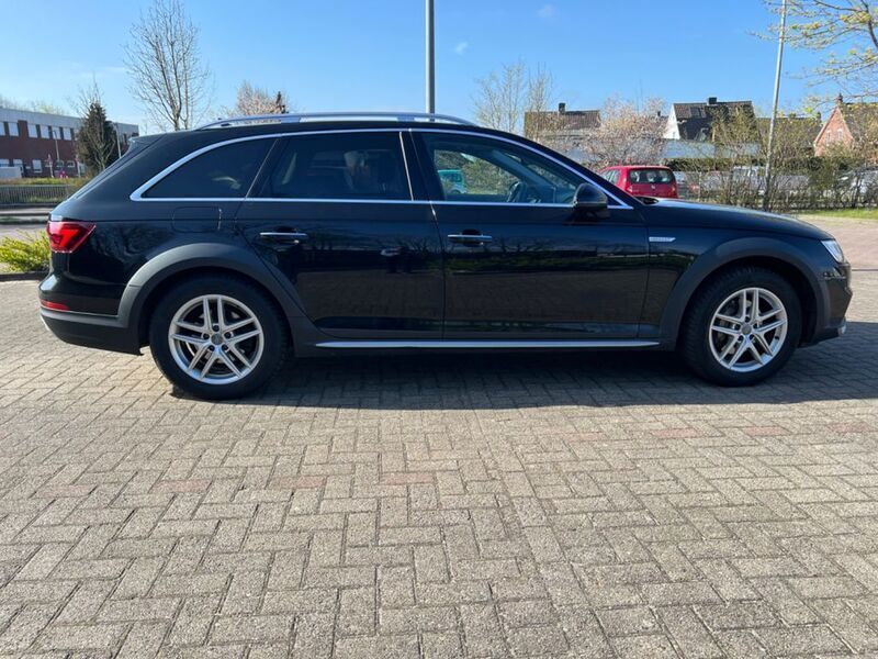 Schwarz Gebraucht 2017 Audi A4 Allroad Basis Kombi | 10.999 € (Fairer Preis) - Bild 1/4