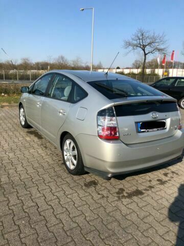 Verkauft Toyota Prius (Hybrid), gebraucht 2005, 92.400 km ...