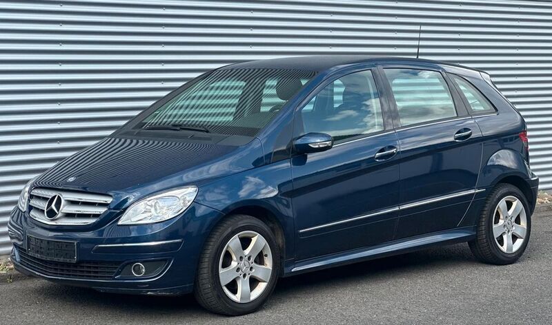 Blau Gebraucht 2007 Mercedes B180 Van / Kleinbus | 2.500 € (Superpreis) - Bild 1/4
