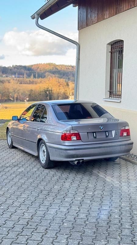Gebraucht BMW 523 170 PS (125 kW) 1998 Limousine