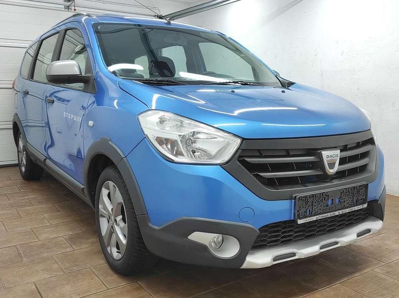 Gebraucht Dacia Lodgy Stepway 116 PS (85 kW) 2015 Blau sky Van / Kleinbus