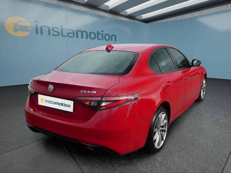 Gebraucht Alfa Romeo Giulia 280 PS (205 kW) 2023 Rot Limousine