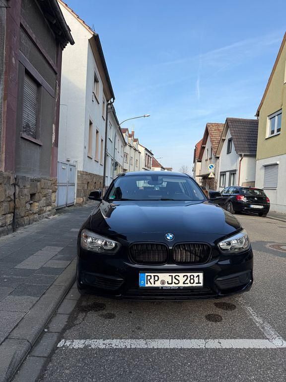 Gebraucht BMW 118 M Sport 136 PS (100 kW) 2018 Schwarz Kleinwagen