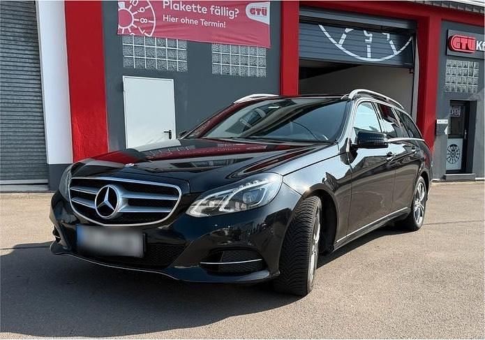 Second-hand Mercedes E350 258 CP (189 kW) 2015 Negru Break