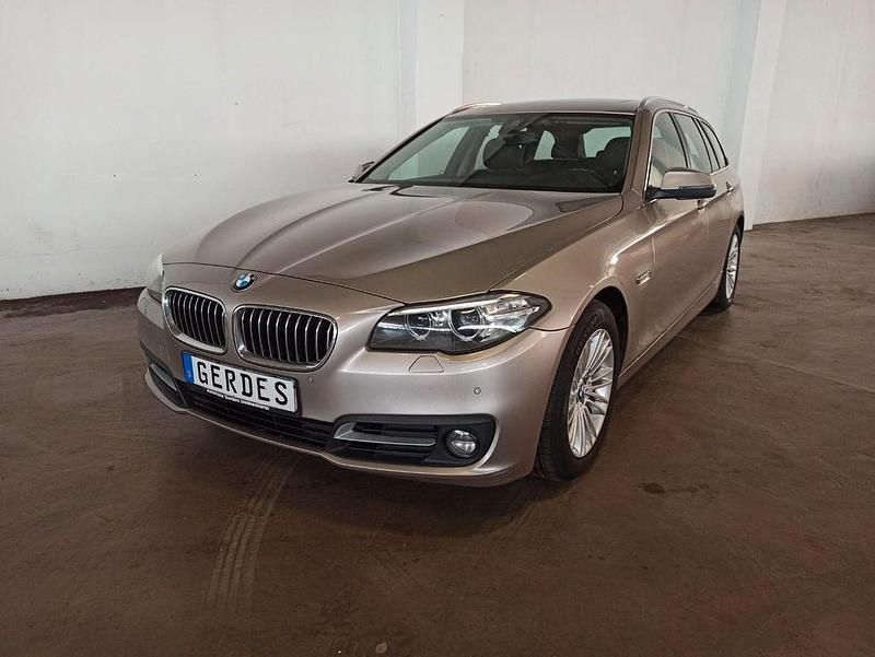 Gebraucht BMW 525 218 PS (160 kW) 2014 Silber Kombi