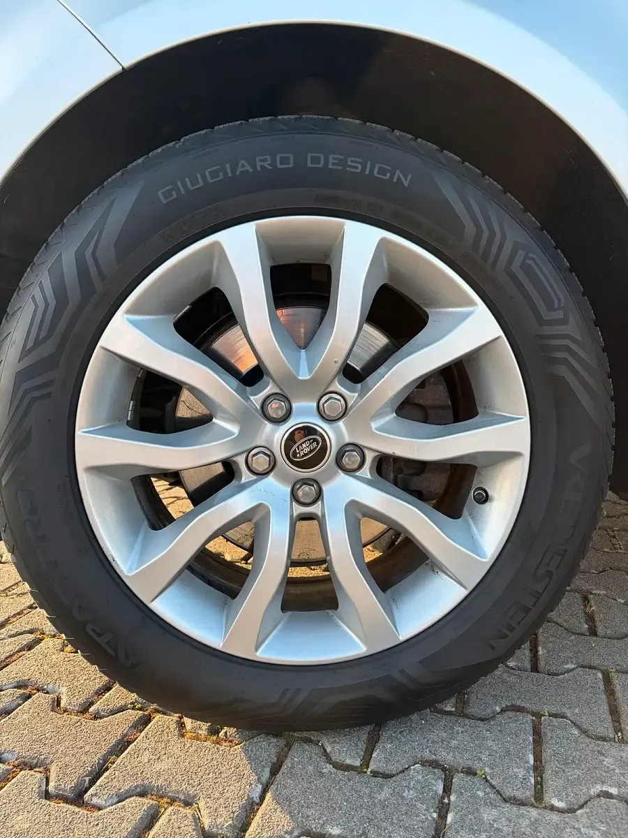 Gebraucht Land Rover Range Rover 258 PS (189 kW) 2013 Silber SUV